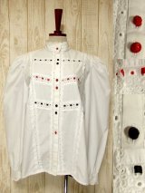 新商品チロルアイテム・ブラウス・ベルト他合計8点UP♪