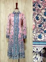 新商品70'sワンピ・刺繍入りワンピ＆TOPS他合計4点UP♪