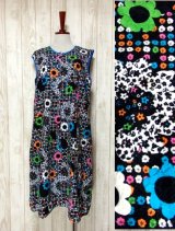 新商品レトロサイケ＆ポップワンピース・スカート他合計4点UP♪