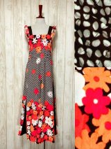 新商品ワンピ・ジャケット・ブラウス・スカート他合計6点UP♪