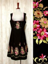 新商品チロルドレス・スモックブラウス・コート他合計4点UP♪