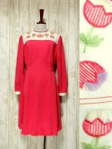 新商品ワンピース・ブラウス・チロルスカート他合計6点UP♪