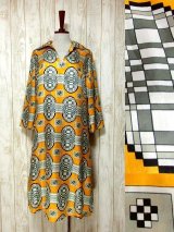 新商品幾何学柄・ドット柄など個性的なワンピース合計4点UP♪