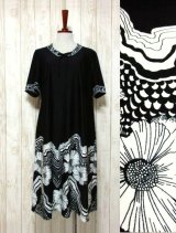 新商品80'sワンピース・70'sドレス・ブラウス他合計4点UP♪