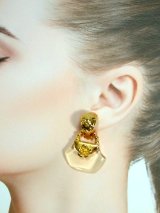 新商品 耳元にお洒落を!!レトロアンティークなVintageイヤリングやリネン素材のディアンドルアイテム!! UP