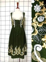 新商品 刺繍入りチロルワンピース・トナカイ模様ニットセーターなど UP