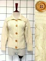 新商品 オフホワイトニットカーディガン・サイケアート柄チュニックブラウスなど UP