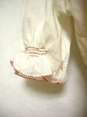 画像5: お花刺繍×パフスリーブが可愛らしい ヨーロッパヴィンテージ半袖スモックブラウス【1741】 (5)