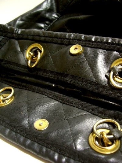 画像2: 80's ブラック フェイクレザー 大きめサイズ レディース レトロ ショルダー 鞄 バッグ