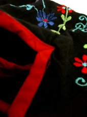 画像5: お花×ハート刺繍が可愛い チュニックブラウス 黒【2513】 (5)