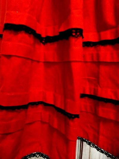 画像2: アンティークレース装飾 チロルスカート ドイツ民族衣装 舞台 演劇 演奏会 フォークダンス オクトーバーフェスト 【2655】