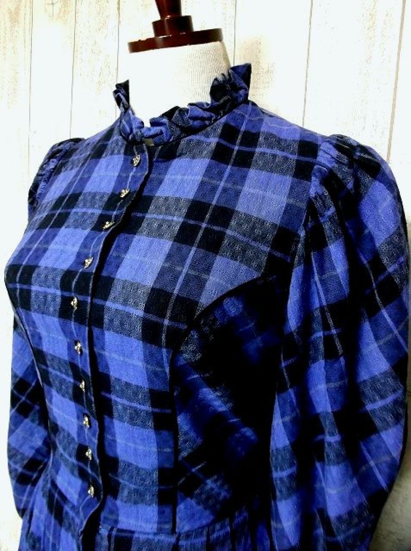 画像1: チェック柄×レトロクラシカル 素晴らしいシルエット コンチョボタン ふんわりパフスリーブ ディアンドル チロルワンピース ドイツ民族衣装 舞台 演奏会 フォークダンス オクトーバーフェスト 【2764】