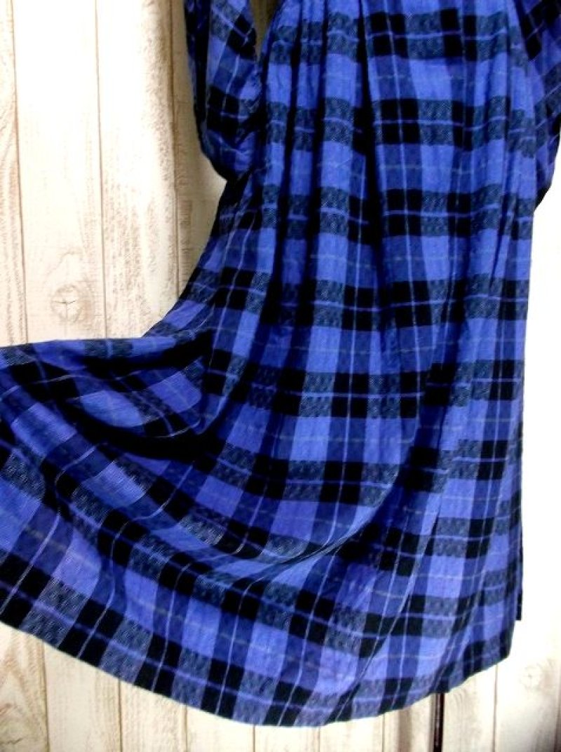 画像3: チェック柄×レトロクラシカル 素晴らしいシルエット コンチョボタン ふんわりパフスリーブ ディアンドル チロルワンピース ドイツ民族衣装 舞台 演奏会 フォークダンス オクトーバーフェスト 【2764】