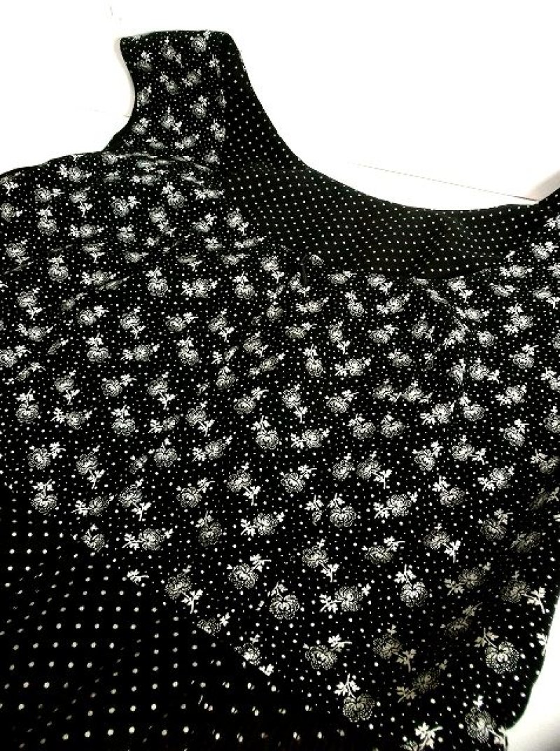 画像3: ドット柄×小花柄切り替えし アンティークレース付 ディアンドル チロルワンピース ドイツ民族衣装 舞台 演奏会 フォークダンス オクトーバーフェスト 【1803】