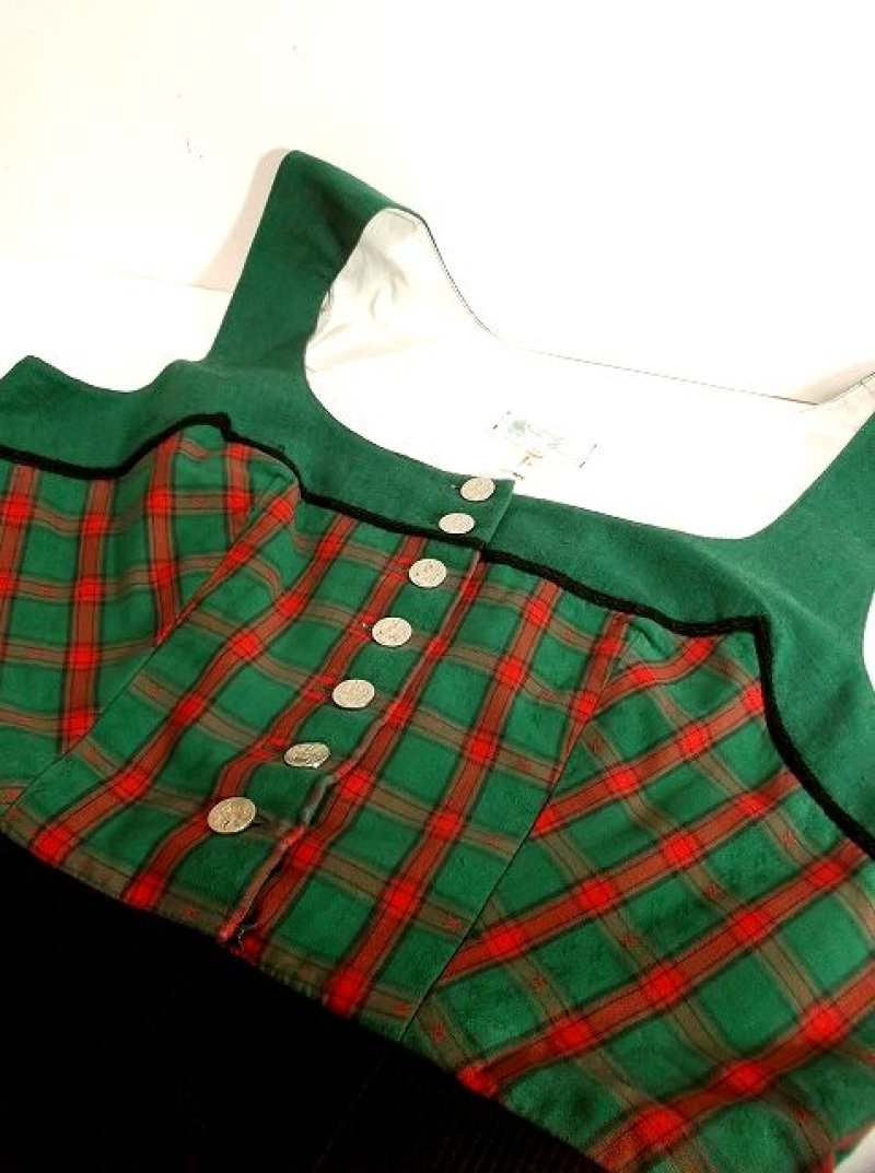 画像3: チェック柄切り替えしが素敵 コイン調ボタンがめずらしい ディアンドル チロルワンピース ドイツ民族衣装 舞台 演奏会 フォークダンス オクトーバーフェスト 【2086】