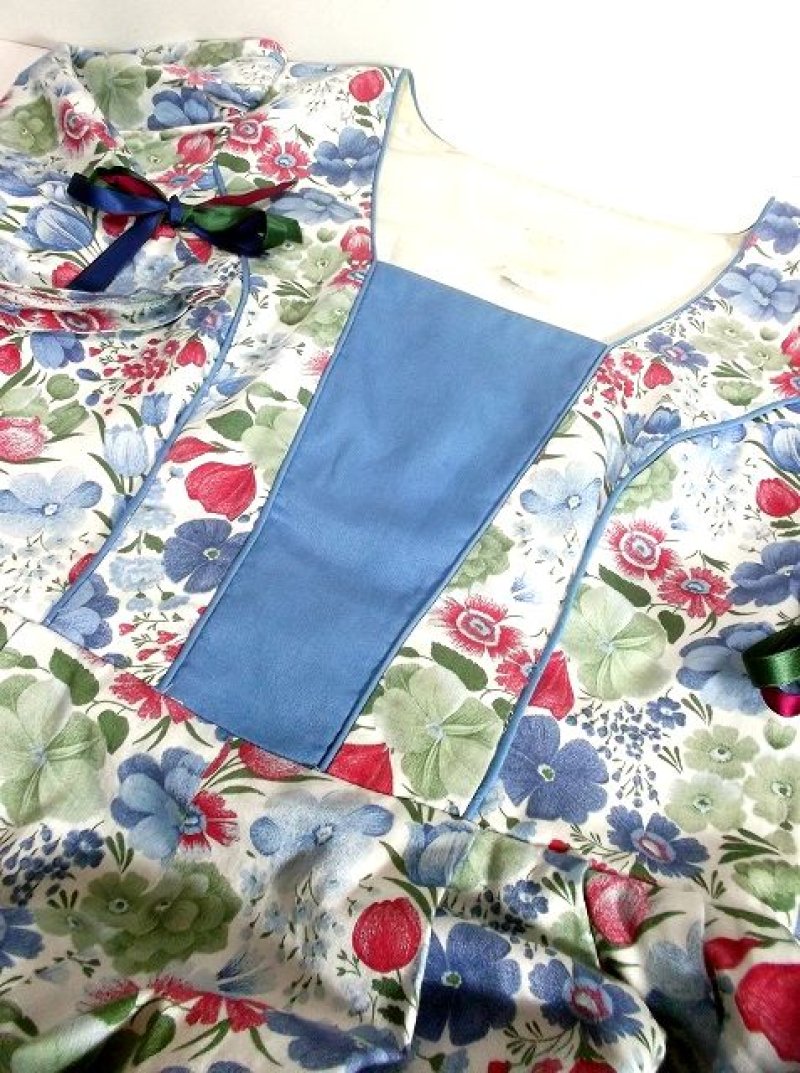 画像3: サテンリボン付き レース付 こだわり満載 ディアンドル チロルワンピース ドイツ民族衣装 舞台 演奏会 フォークダンス オクトーバーフェスト 【1682】