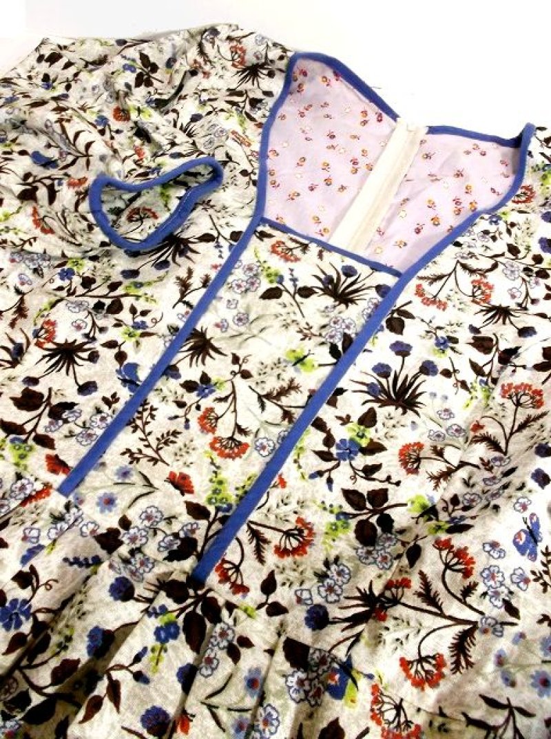 画像3: 蝶々×小花柄プリント アンティークレース付 ディアンドル チロルワンピース ドイツ民族衣装 舞台 演奏会 フォークダンス オクトーバーフェスト 【1509】