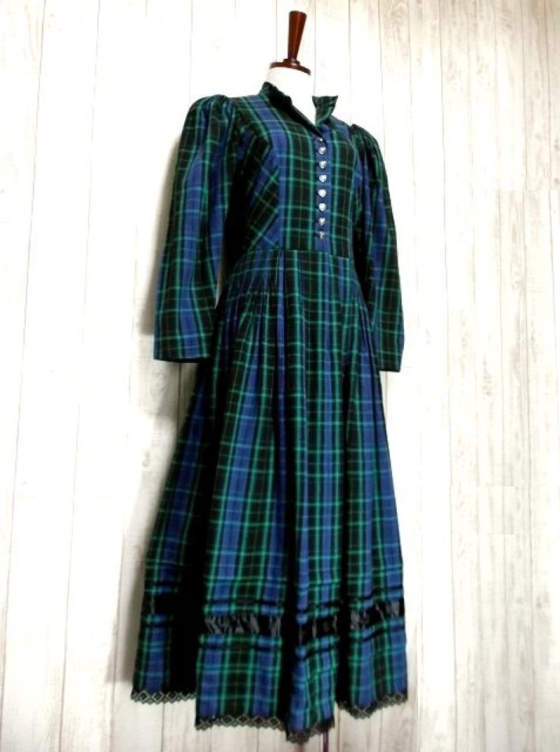 画像2: チェック柄×大人ガーリー 素晴らしいシルエット ハートボタン・レース使いも可愛い ディアンドル チロルワンピース ドイツ民族衣装 舞台 演奏会 フォークダンス オクトーバーフェスト 【2975】