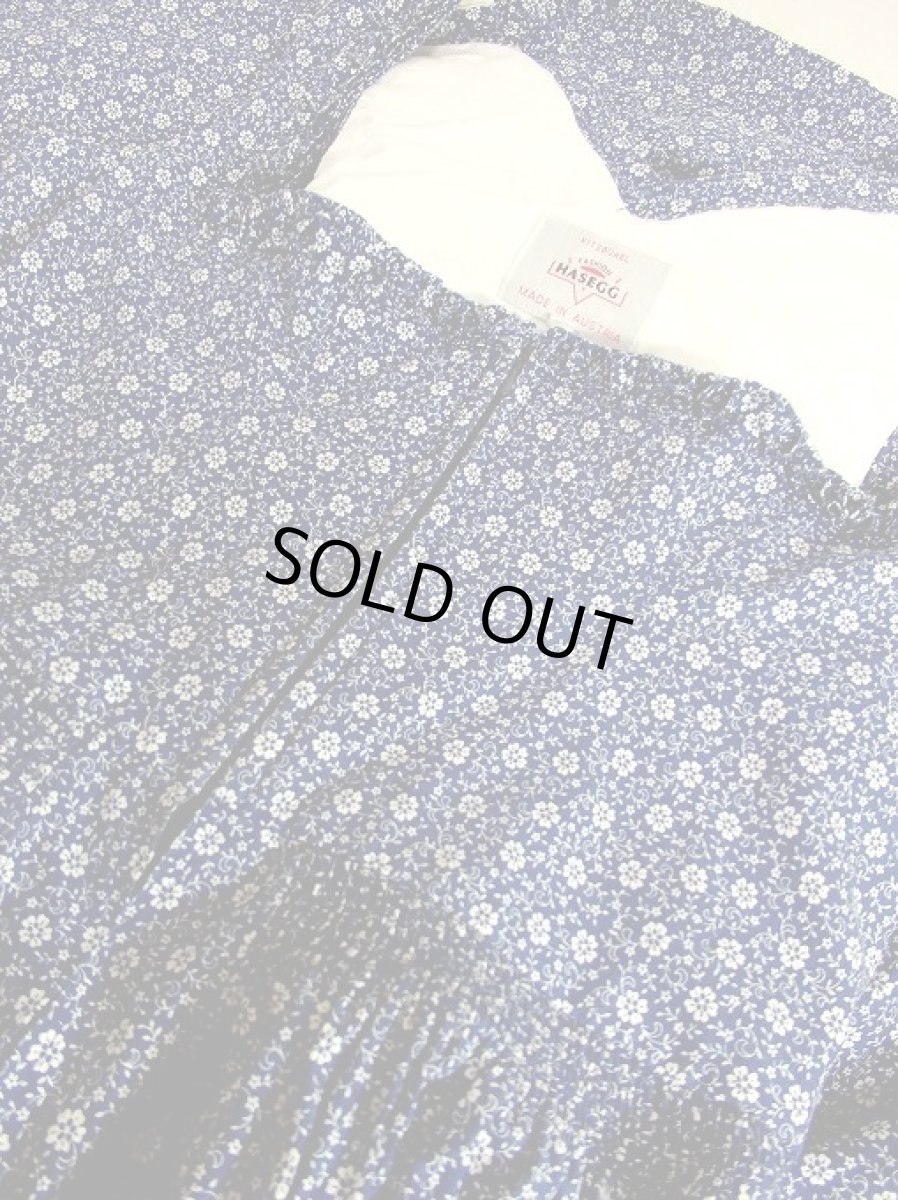 画像5: ネイビー×ホワイト!!小花柄が可愛い オーストリア製 ディアンドル チロルワンピース ドイツ民族衣装 舞台 演奏会 フォークダンス オクトーバーフェスト 【3350】 (5)