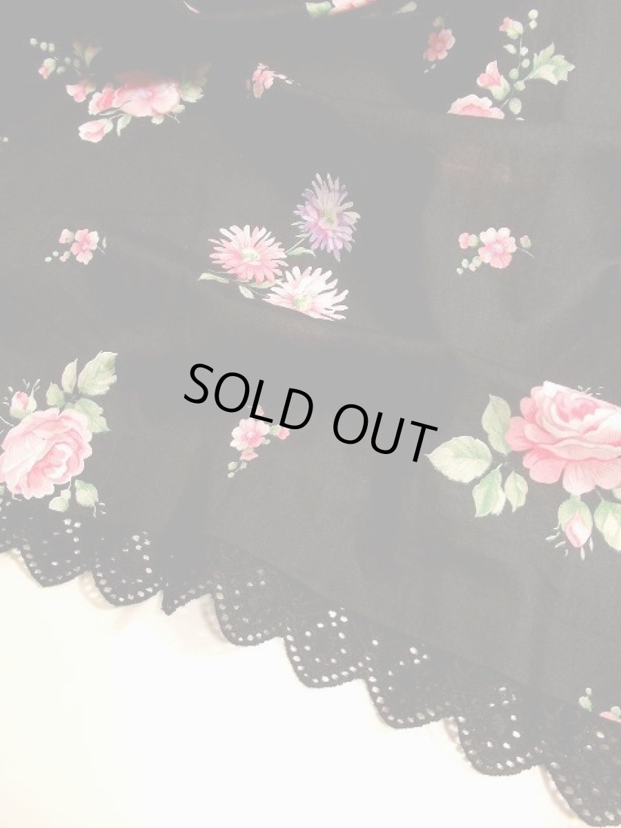 画像5: 大人可愛い印象 とびきり可愛いアンティークフラワー レース＆リボンテープ装飾 ディアンドル チロルワンピース ドイツ民族衣装 舞台 演奏会 フォークダンス オクトーバーフェスト 【3477】 (5)