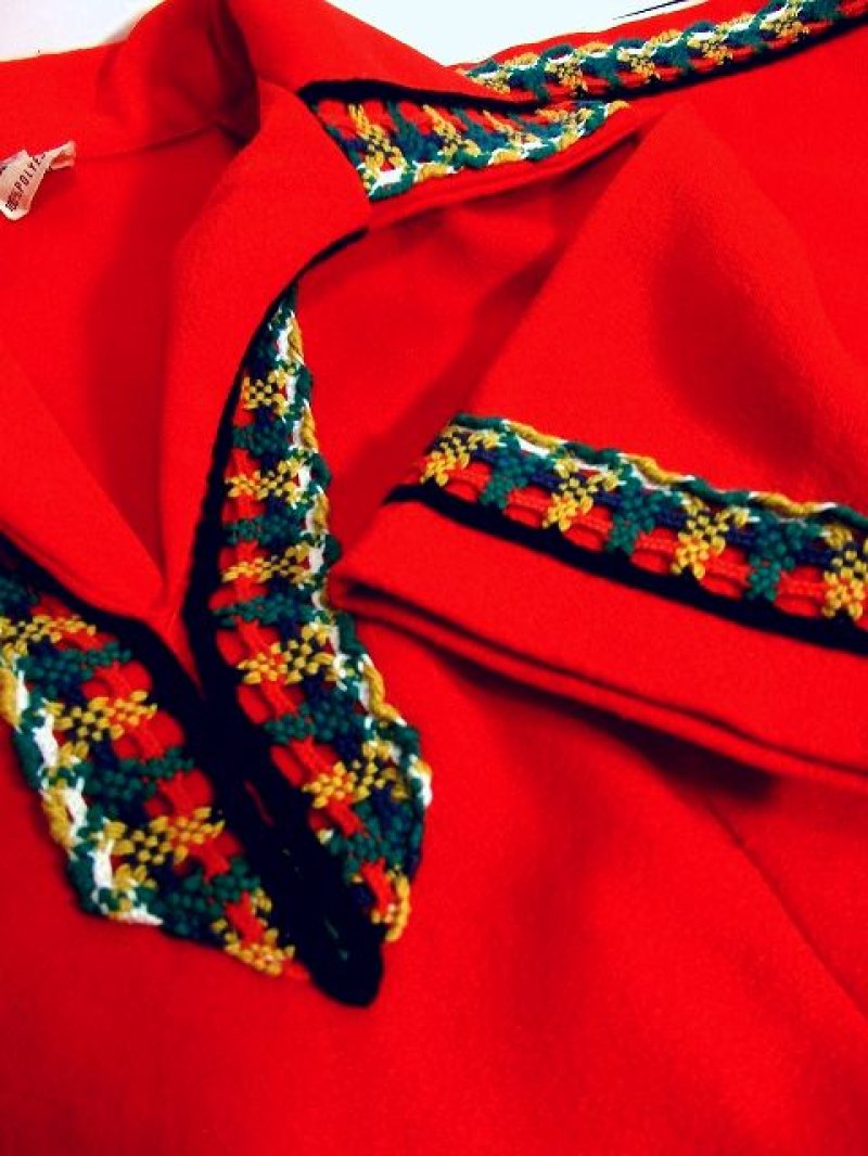 画像3: ヨーロッパ古着 カラフルかぎ針レース編み装飾がCUTE♪秋のレトロフォークロアstyle!!大きなレトロ襟・綺麗なシルエットライン!!60'sヴィンテージワンピース