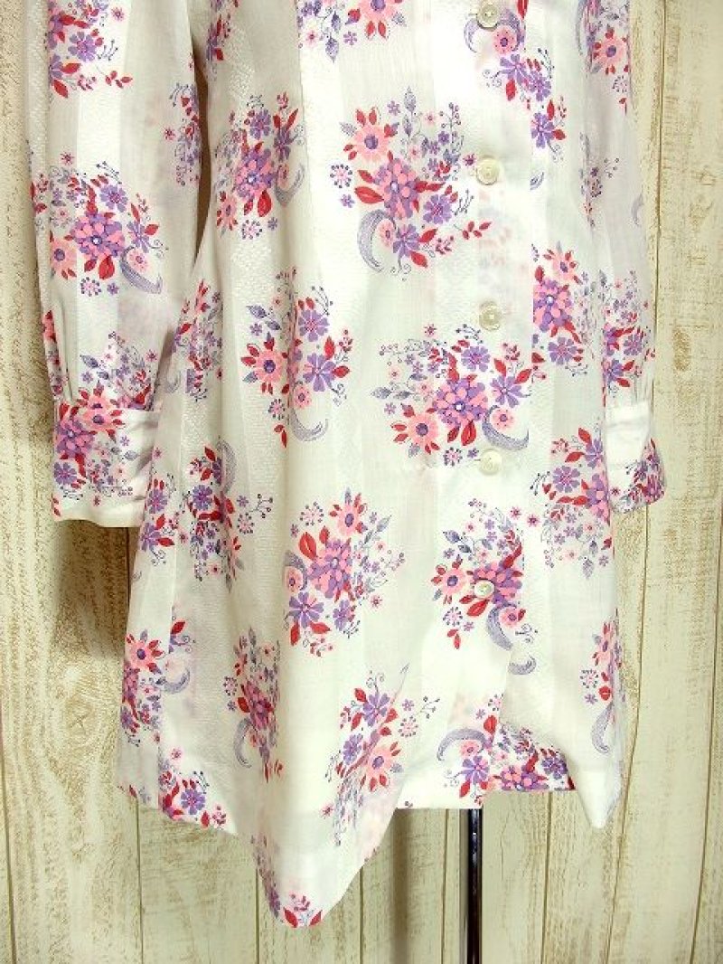画像2: 花柄 ホワイト 前開き可能 ロマンティック レトロ ガーリー 長袖 ヨーロッパ古着 ヴィンテージミニシャツワンピース 