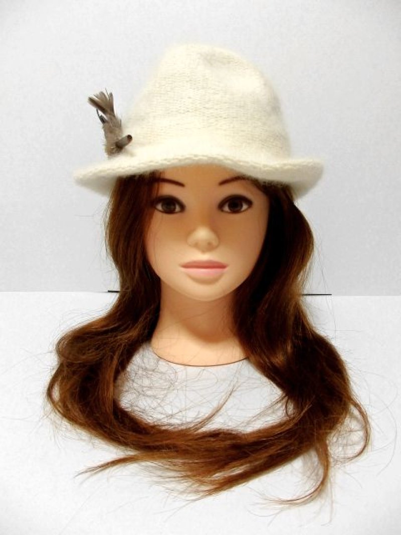 画像1: ☆　 ヨーロッパ古着　大きな羽根がPOINT!!ふんわりかわいらしい表情もある　ホワイト中折れハット　☆