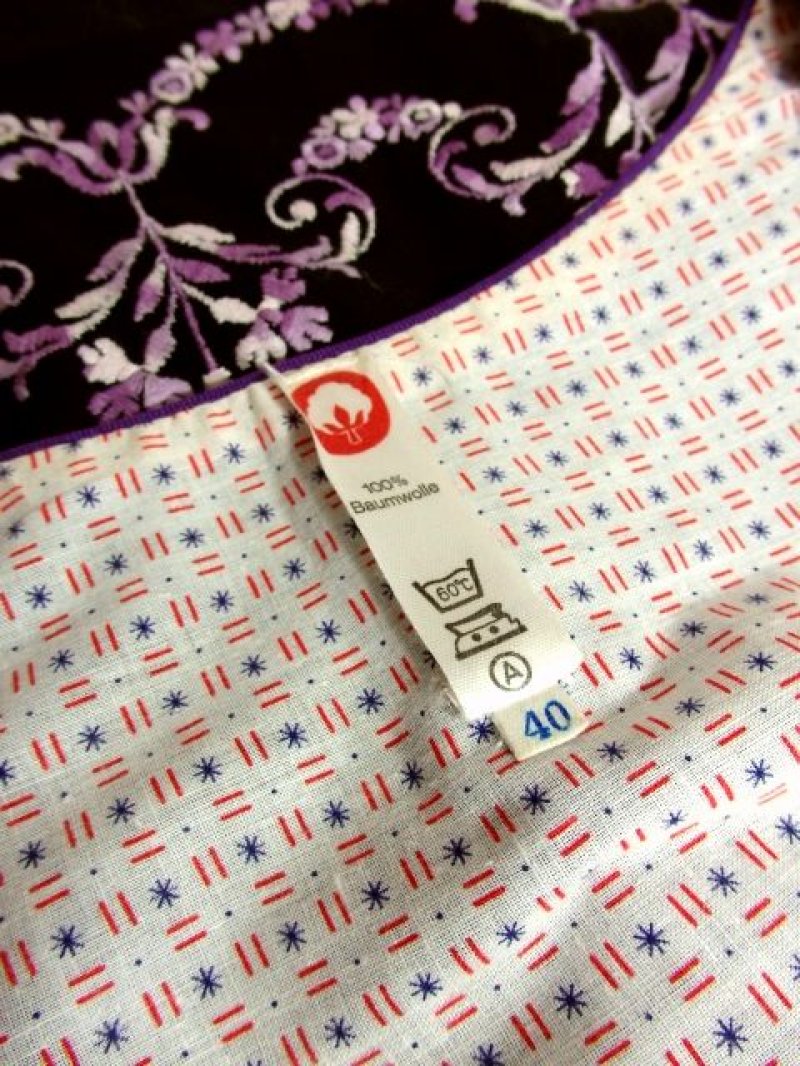 画像3: パープルグラデーションの素晴らしいお花刺繍がぷっくり浮かび上がる ディアンドル チロルワンピース ドイツ民族衣装 舞台 演奏会 フォークダンス オクトーバーフェスト 【3716】