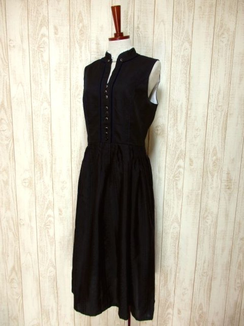 画像1: 刺繍が施された逸品 アンティークコットンレース・ベルベットリボンテープ装飾 ディアンドル チロルワンピース ドイツ民族衣装 舞台 演奏会 フォークダンス オクトーバーフェスト 【3799】