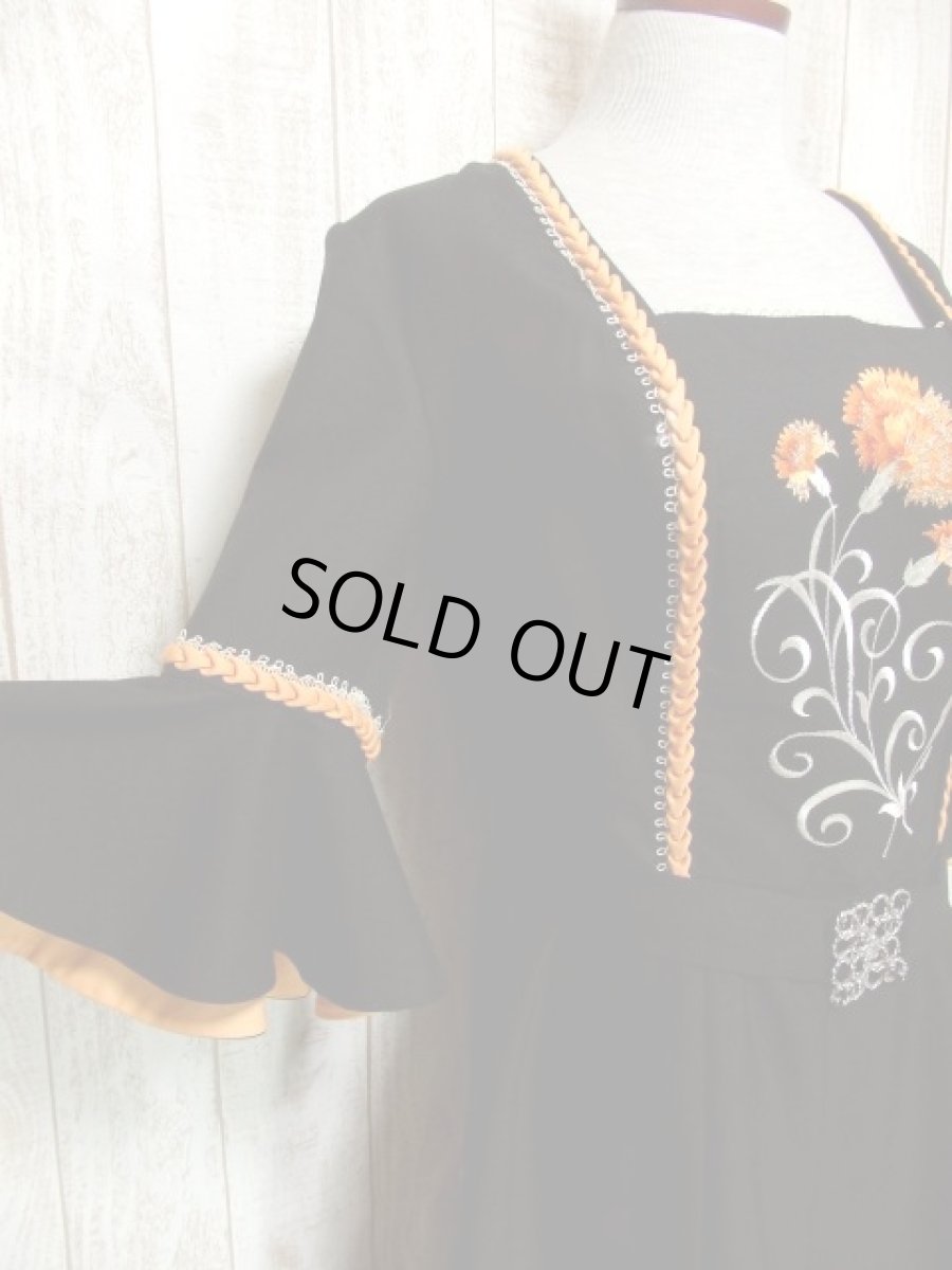 画像4: チロルワンピース 刺繍 ベルトセット ドイツ民族衣装 オクトーバーフェスト (4)