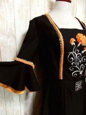 画像4: チロルワンピース 刺繍 ベルトセット ドイツ民族衣装 オクトーバーフェスト (4)