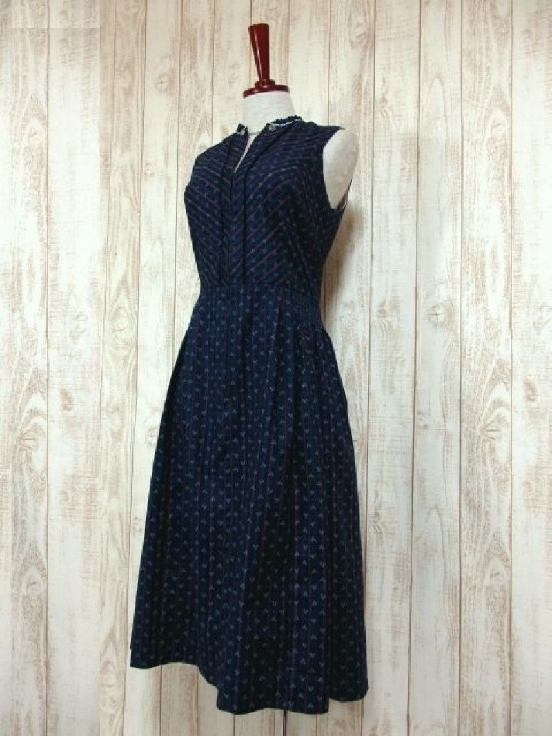 画像1: 斜めストライプ×ストライプ ベルベットリボンテープ装飾 大人レトロクラシカル ディアンドル チロルワンピース ドイツ民族衣装 舞台 演奏会 フォークダンス オクトーバーフェスト 【4325】