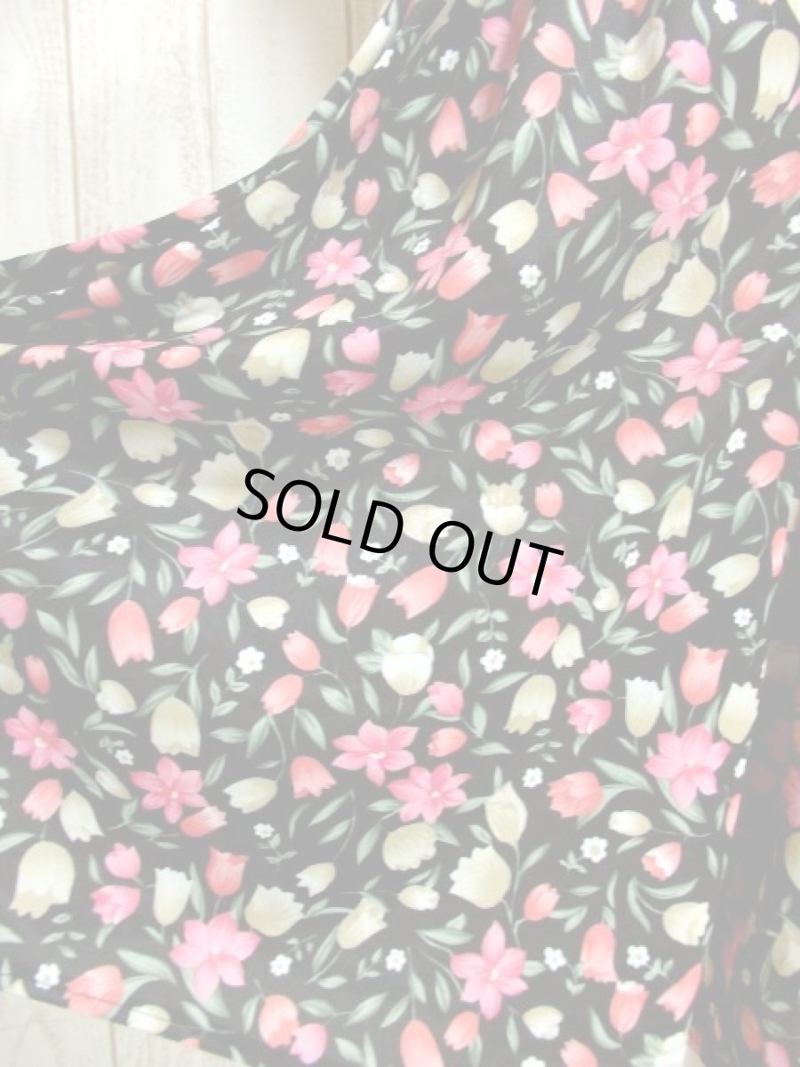 画像8: ヨーロッパ古着　アンティークフラワー×ワイドデザイン♪　使い勝手抜群!!　大人ガーリーなヴィンテージキュロットワイドパンツ (8)