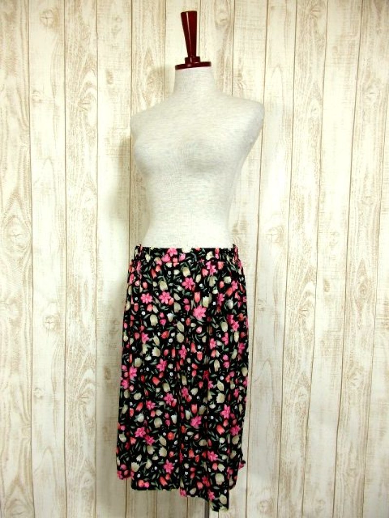 画像1: ヨーロッパ古着 アンティークフラワー×ワイドデザイン♪ 使い勝手抜群!! 大人ガーリーなヴィンテージキュロットワイドパンツ