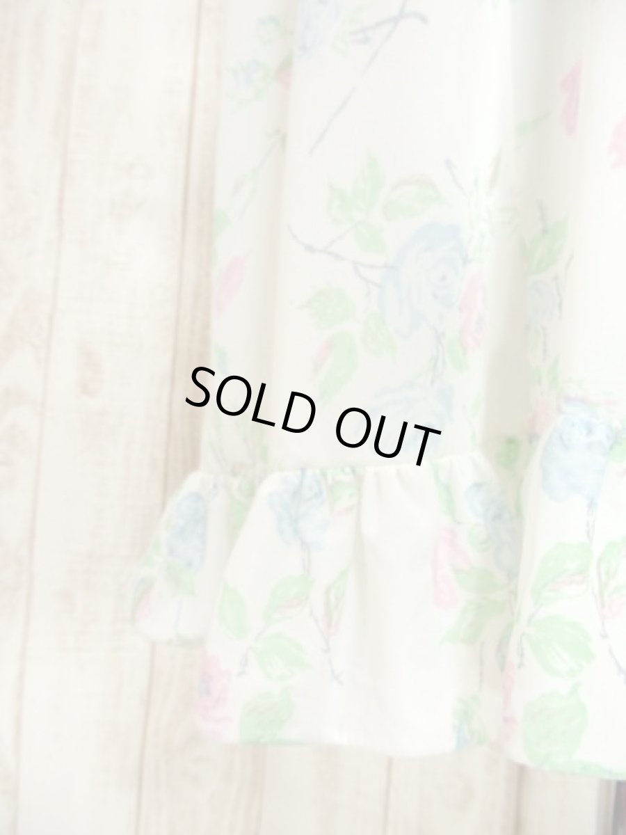 画像7: ヨーロッパ古着　綺麗なパステルカラー×アンティークフラワープリント♪重ね着にも便利!!アレンジアイテムにおすすめ　ヨーロッパスリップドレスワンピース (7)