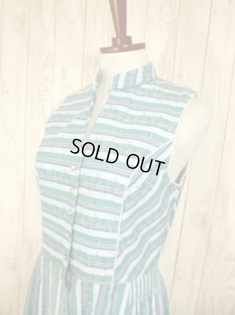 画像6: ストライプ×ボーダー×小花柄＆リーフ柄切り替えしデザインが魅力的 ディアンドル チロルワンピース ドイツ民族衣装 舞台 演奏会 フォークダンス オクトーバーフェスト 【4701】 (6)