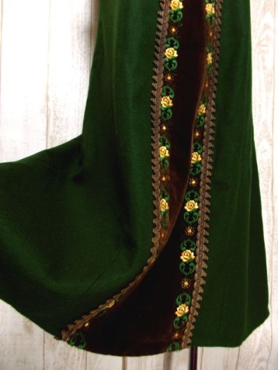 画像2: ヨーロッパ古着×ベロアフラワー刺繍×ブレード装飾×大人可愛いチロル調ヨーロピアンヴィンテージドレス