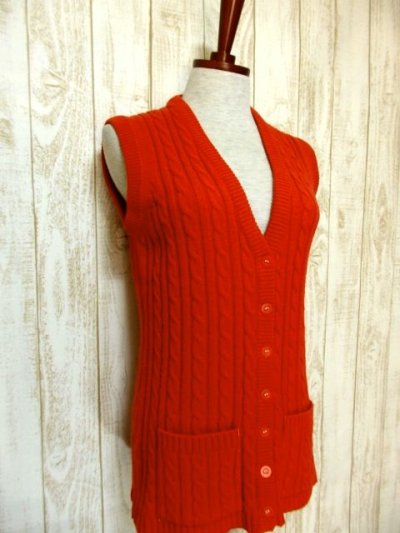 画像1: ☆　USA古着　モコモコ編みが可愛い♪重ね着としてコーディネートしやすいニットベスト　☆