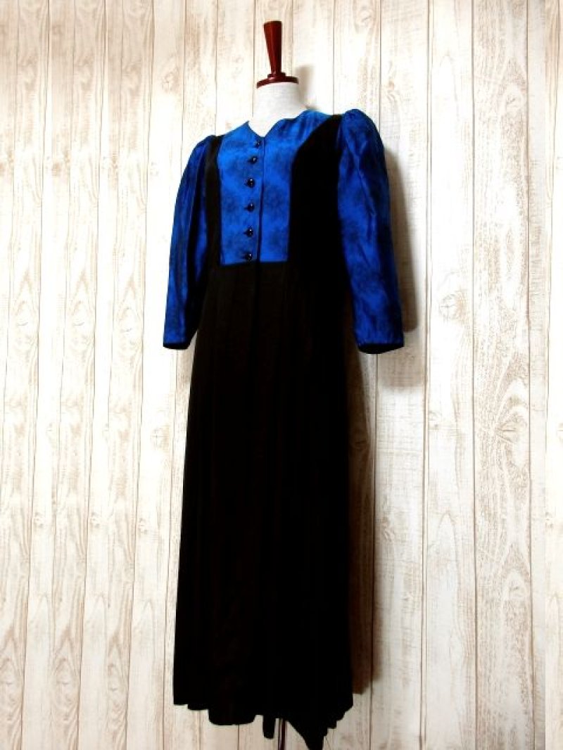 画像1: 花柄 ブルー ブラック オーストリア製 長袖 クラシカル ディアンドル チロルワンピース ドイツ民族衣装 舞台 演奏会 フォークダンス オクトーバーフェスト 【4939】