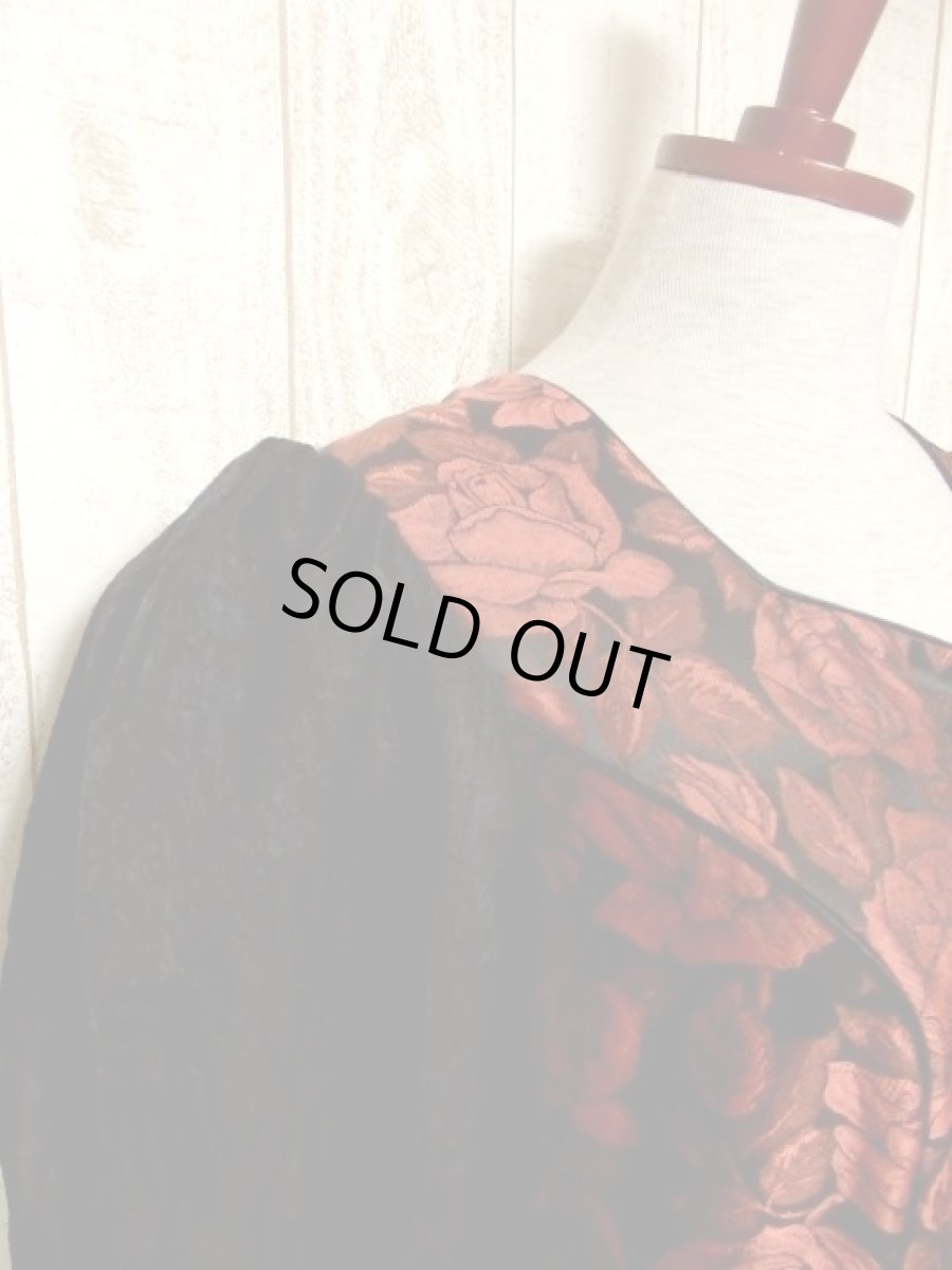 画像7: アンティークフラワー織り×両袖リボン装飾 ふんわりパフスリーブ 大人レトロクラシカル ディアンドル チロルワンピース ドイツ民族衣装 舞台 演奏会 フォークダンス オクトーバーフェスト 【4954】 (7)