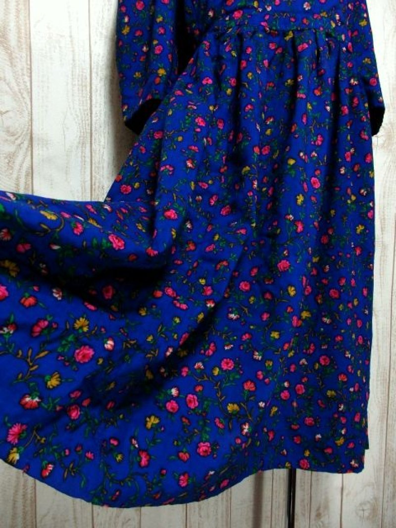 画像2: カラフルフラワープリント×ベロア×ブレード×レース装飾 首元リボン結び ディアンドル チロルワンピース ドイツ民族衣装 舞台 演奏会 フォークダンス オクトーバーフェスト 【5018】