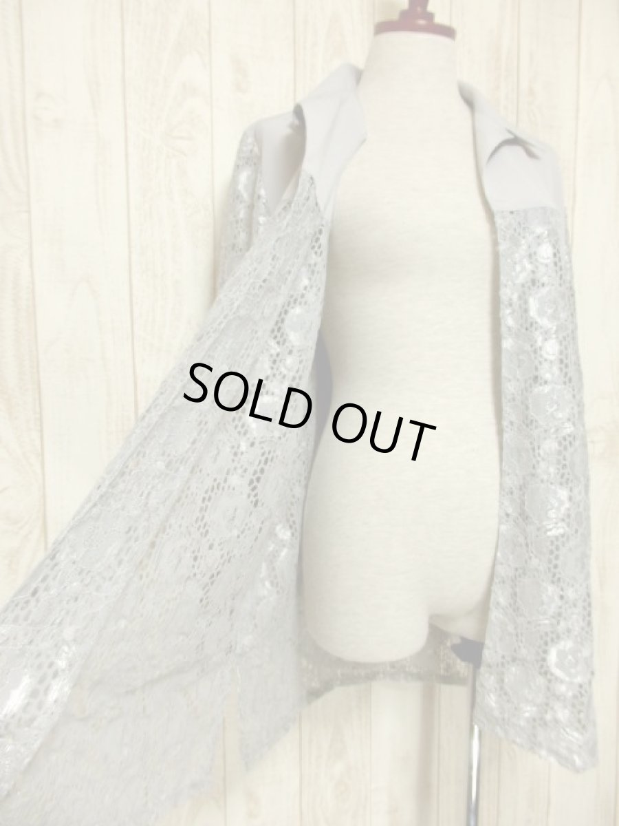 画像7: ヨーロッパ古着 グレー 花柄レース 切り替えし 羽織ってお洒落に決まる 大人クラシカ 長袖 シャツ ヴィンテージレースブラウス (7)