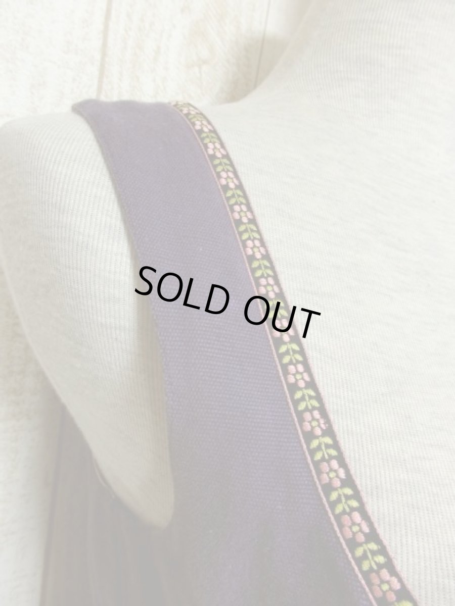 画像6: レトロフォークロア×小花刺繍装飾 ドット柄切り替えしデザイン リボン結びで可愛く ディアンドル チロルワンピース ドイツ民族衣装 舞台 演奏会 フォークダンス オクトーバーフェスト 【5058】 (6)