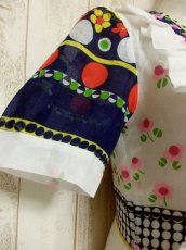 画像4: ヨーロッパ古着　カラフルドット×レトロポップフラワープリントが可愛いー♪フリル装飾★　とびきりポップなヴィンテージドレス (4)