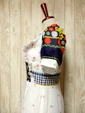 画像6: ヨーロッパ古着　カラフルドット×レトロポップフラワープリントが可愛いー♪フリル装飾★　とびきりポップなヴィンテージドレス (6)
