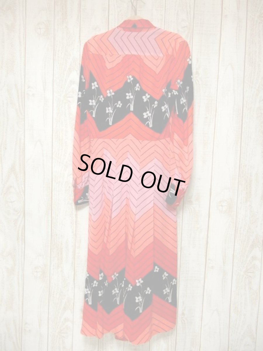 画像5: ポップ 花柄 ジグザグ柄 首元リボン 70's 長袖 昭和レトロ 国産古着 レトロワンピース 【5141】 (5)