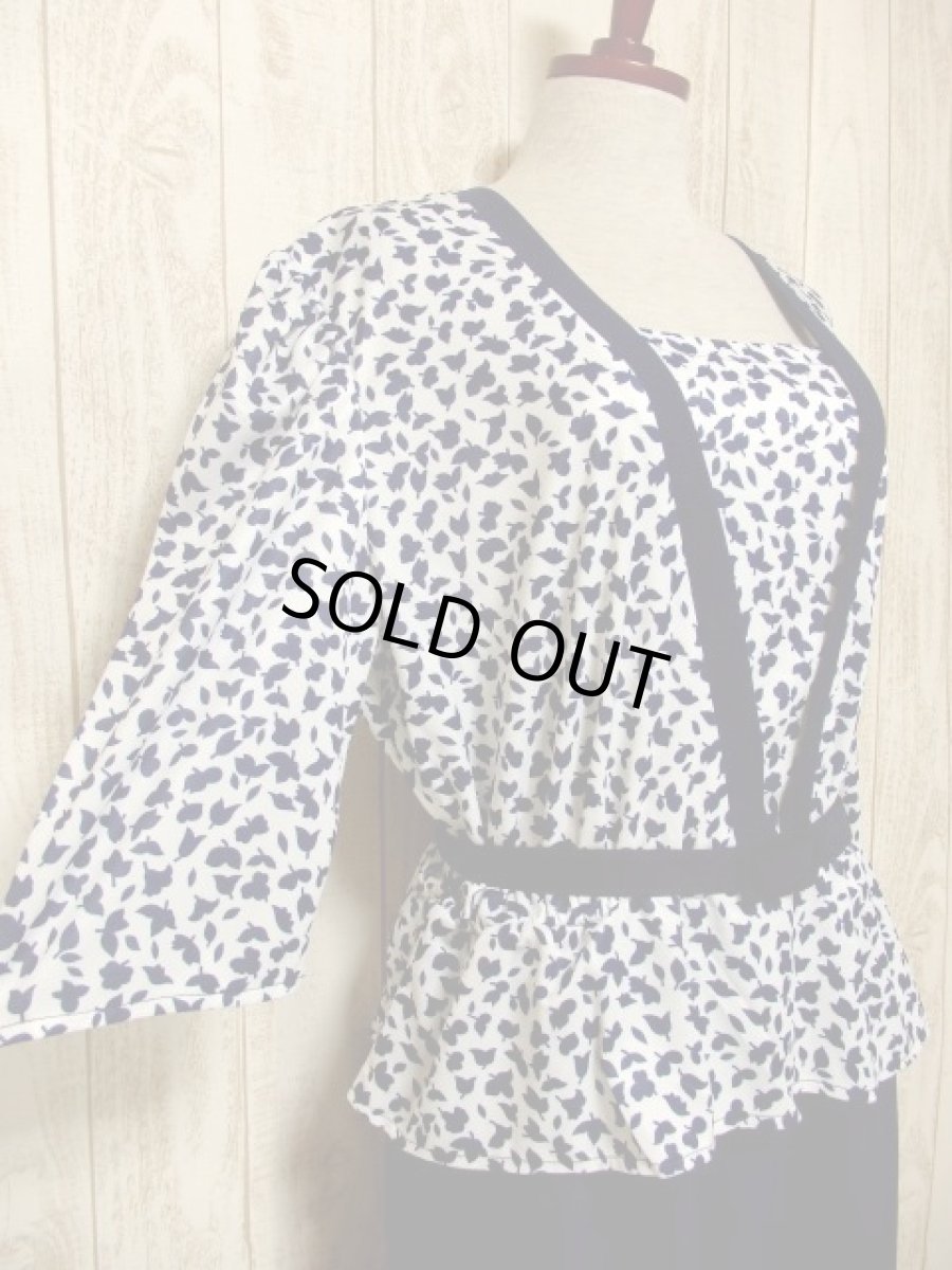 画像4: リーフ柄 ネイビー ホワイト ベルトSET ウエストゴム レトロ 長袖 ヨーロッパ古着 ヴィンテージドレス  (4)