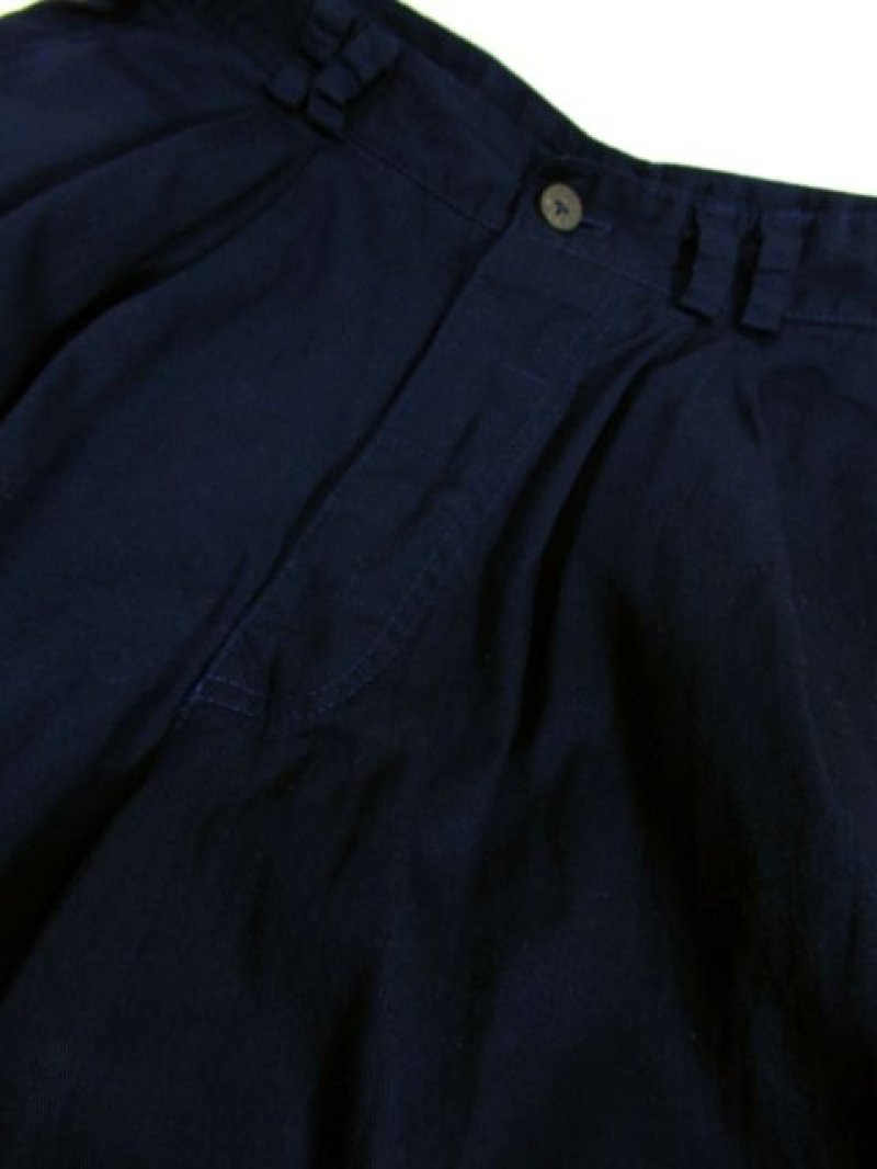 画像1: 【1500円均一対象商品】 ベーシックカラーで使い勝手抜群♪落ち着いたネイビーカラー★ キュロットパンツ