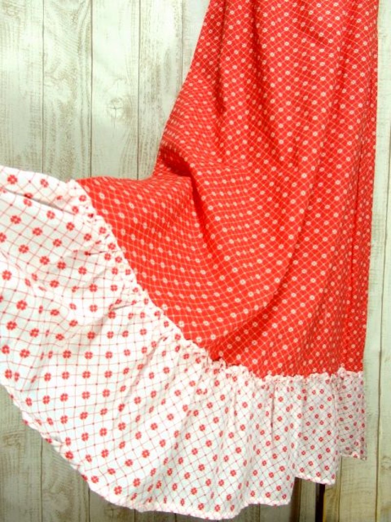 画像2: ヨーロッパ古着　小花柄×スクエア×ドットプリント♪　オフショルダーデザイン★　レトロガーリーなヴィンテージドレス　オレンジ×ホワイト