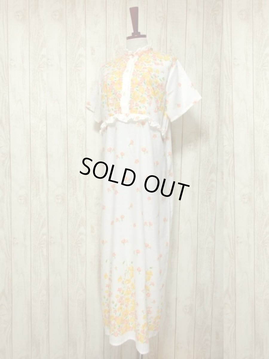 画像2: ヨーロッパ古着　可愛らしいアンティークフラワープリント×フリル×リボンテープ装飾♪　ふんわり乙女ガーリーヴィンテージドレス (2)